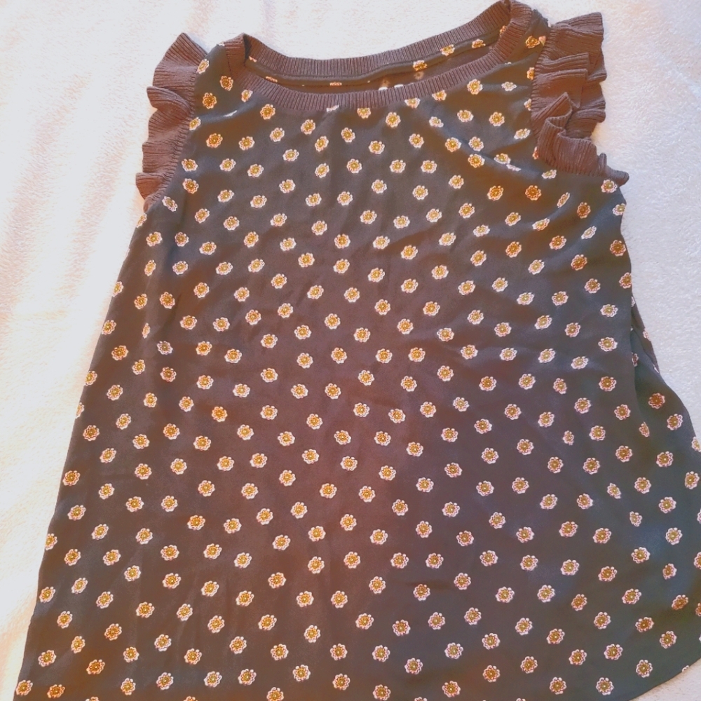 Ann Taylor Loft tank top with ruffled sleeves